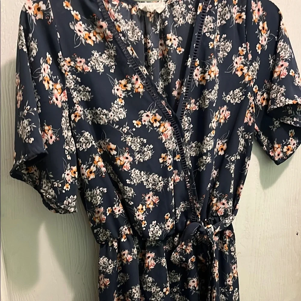 Sienna Sky Blue Floral Blouse with Puff Sleeves - Picture 2 of 4